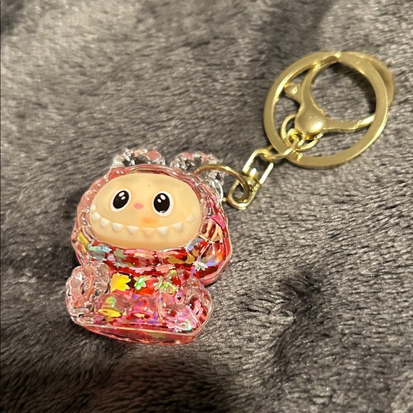 Accessories - SOLD🚫 Cute Pink Keychain with Gold Ring